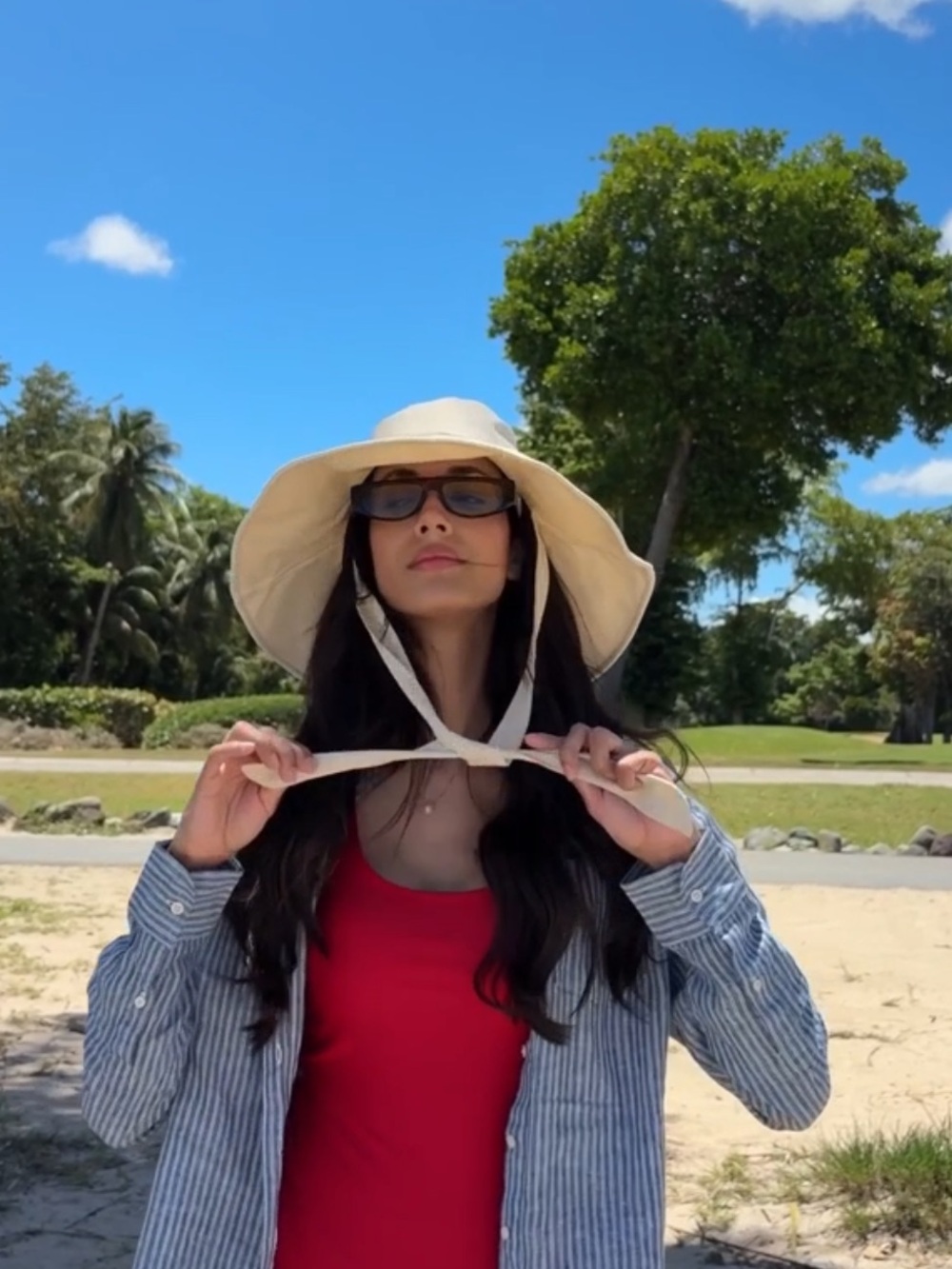 Wide-Brim Sun Hat - Cream
